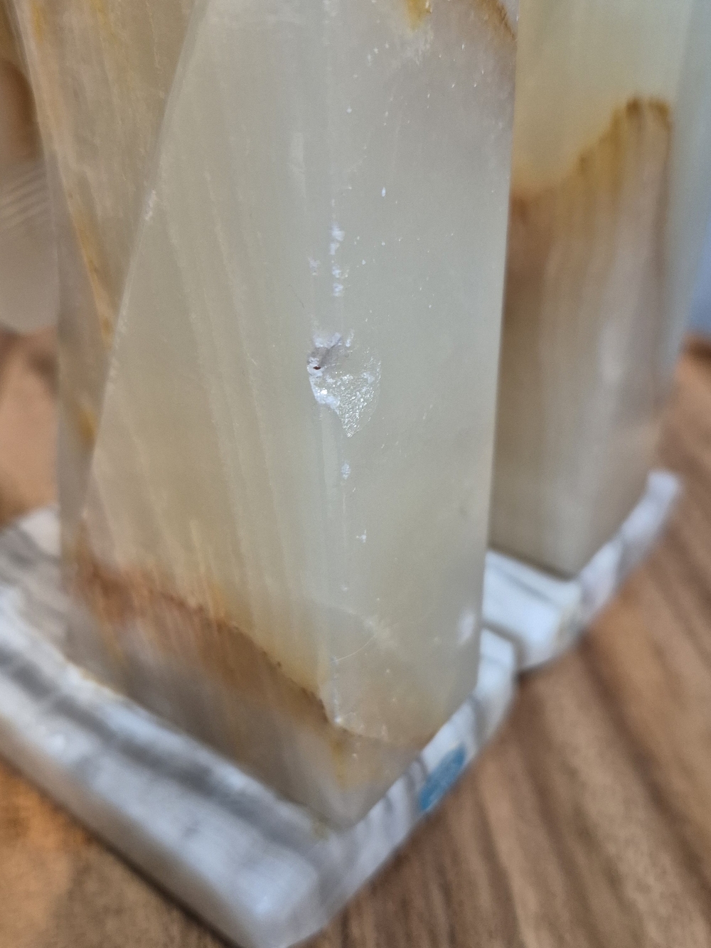 Carved Onyx Horse Head Bookends - Cream & Brown Striations - Picture 12 of 17